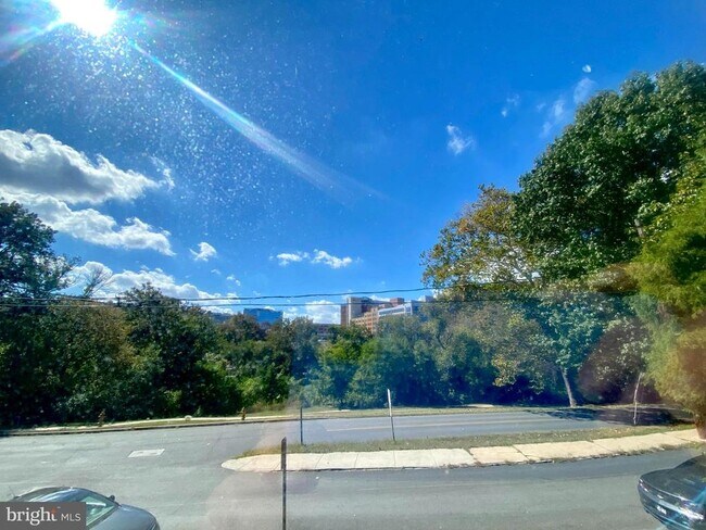 Building Photo - 1601 West St