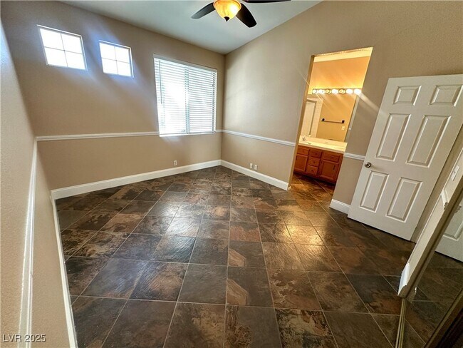 Building Photo - 5155 Tropicana Ave