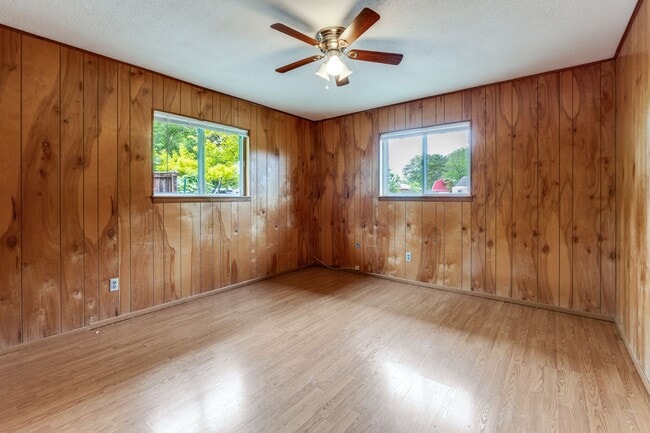 Building Photo - BEAUTIFUL 3-BEDROOM HOME IN LAKEWOOD SHADOW, NEW BRAUNFELS