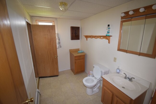 Building Photo - Two Bedroom Home with Carport, Laundry & more!