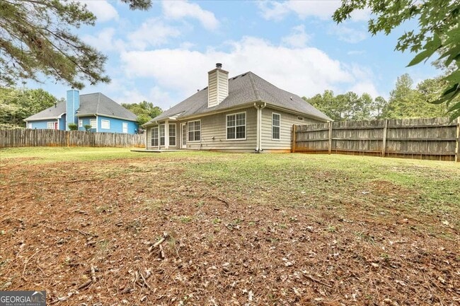 Building Photo - 25 Wisteria Cir