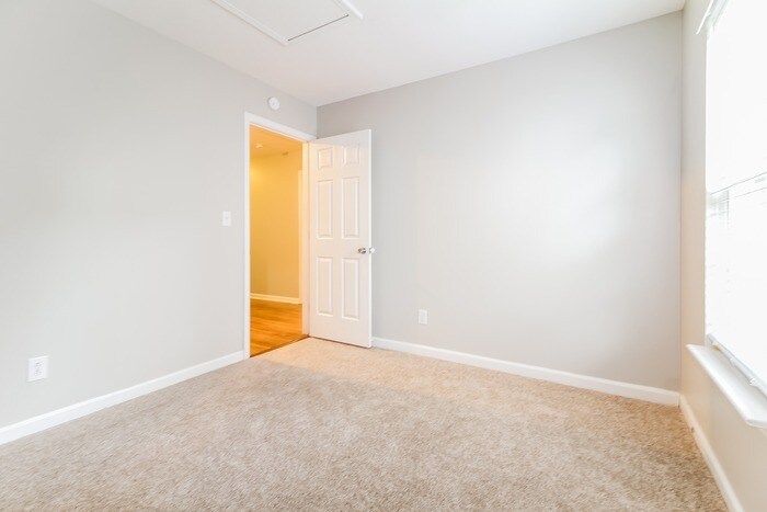 Building Photo - 304 Cotton Bay Way