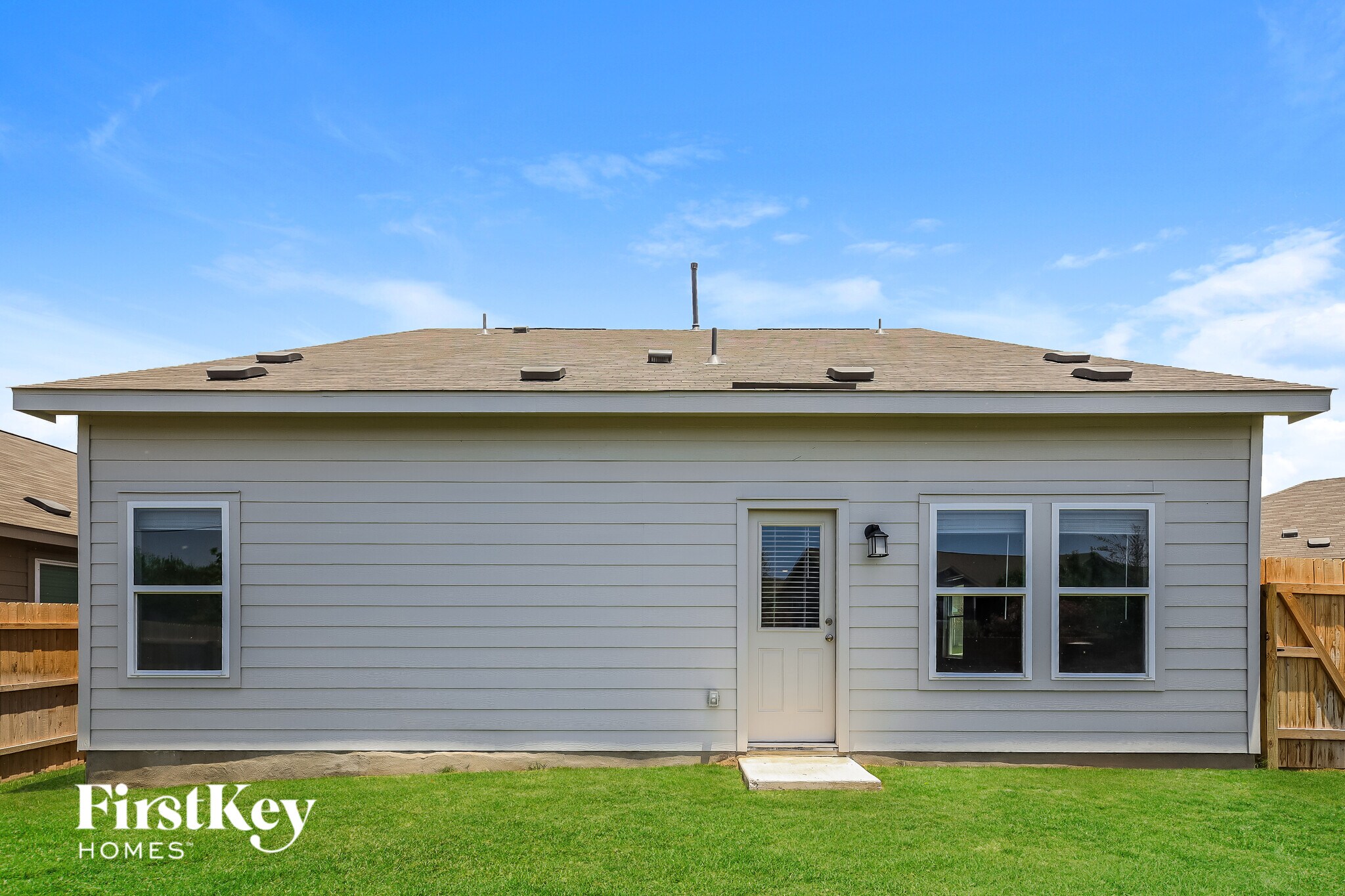 Building Photo - 1915 Morse Way