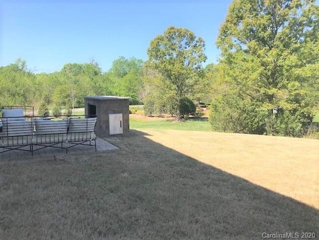 Building Photo - Coming Soon! 5BR/4.5BA | Newly Renovated Single Family Home | In Cortona!