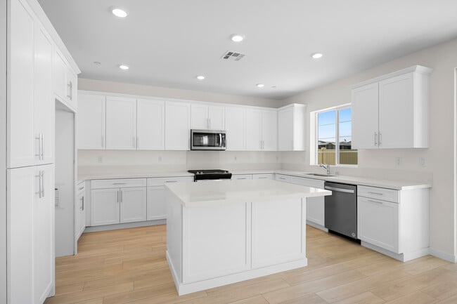 Building Photo - 23775 Orange Blossom Dr