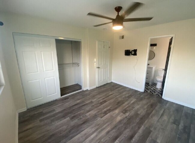 Building Photo - 1810 Thelborn Way