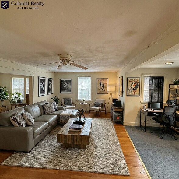 Building Photo - 47 Chapman St