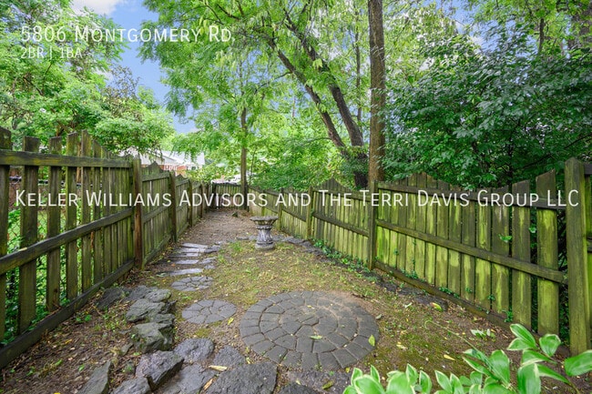 Building Photo - 5806 Montgomery Rd