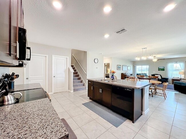 Building Photo - 11116 Sage Canyon Dr.