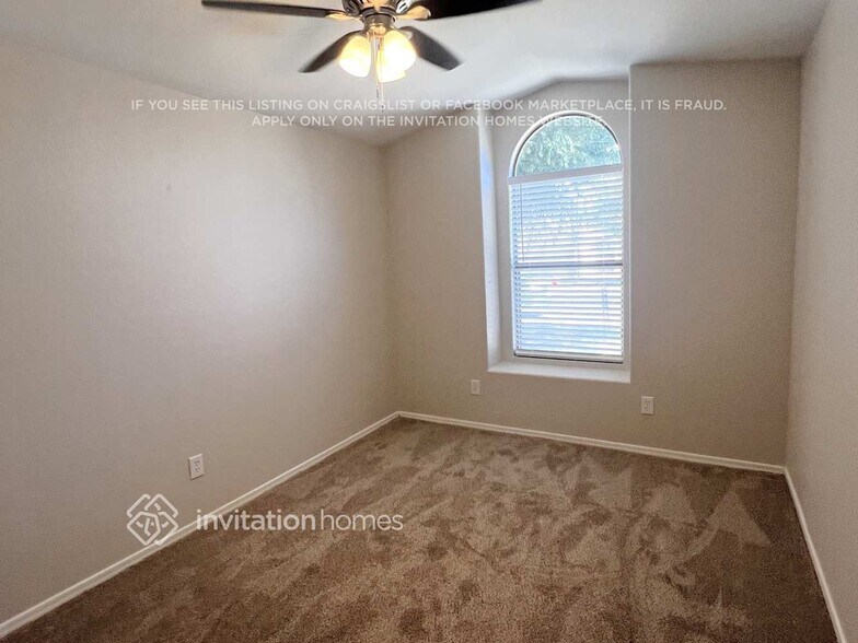 Building Photo - 8226 E Plata Ave