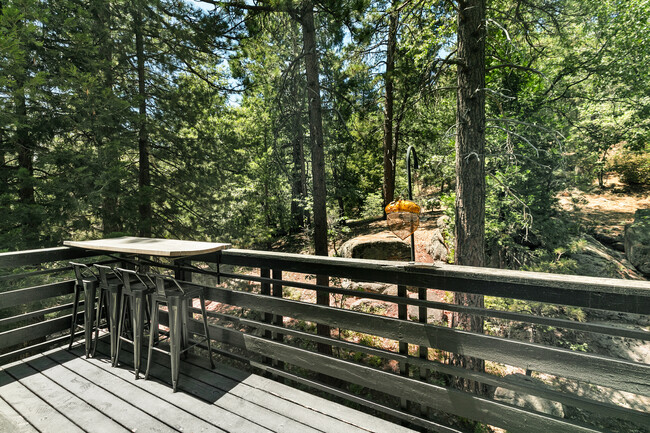 Building Photo - 32240 Fern Dr