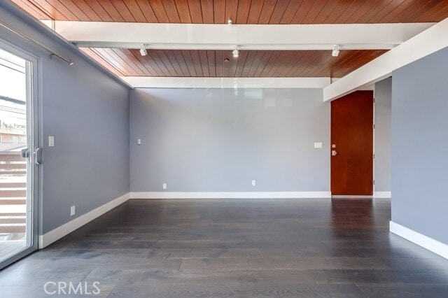 Building Photo - 6715 E Ocean Blvd