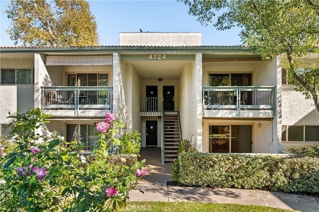 Building Photo - 4724 Park Granada