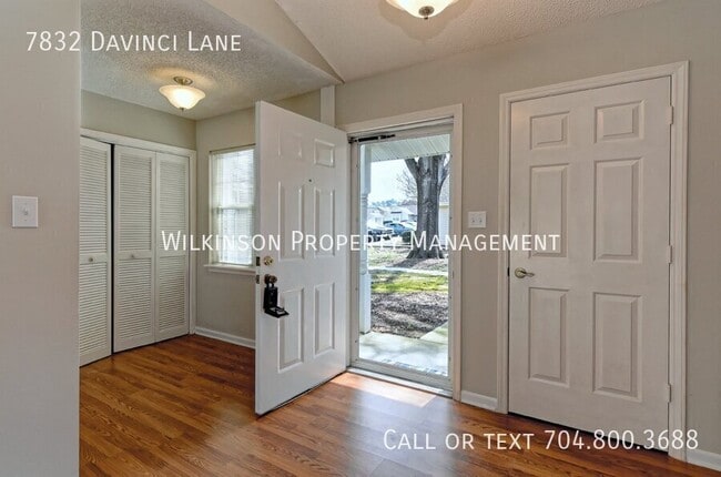 Building Photo - 7832 Davinci Ln