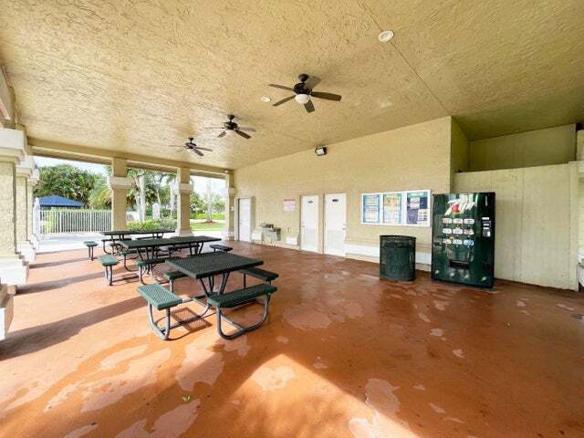 Building Photo - 9593 Tavernier Dr