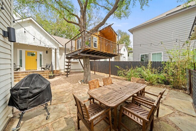 Building Photo - 1307 Fort Branch Blvd