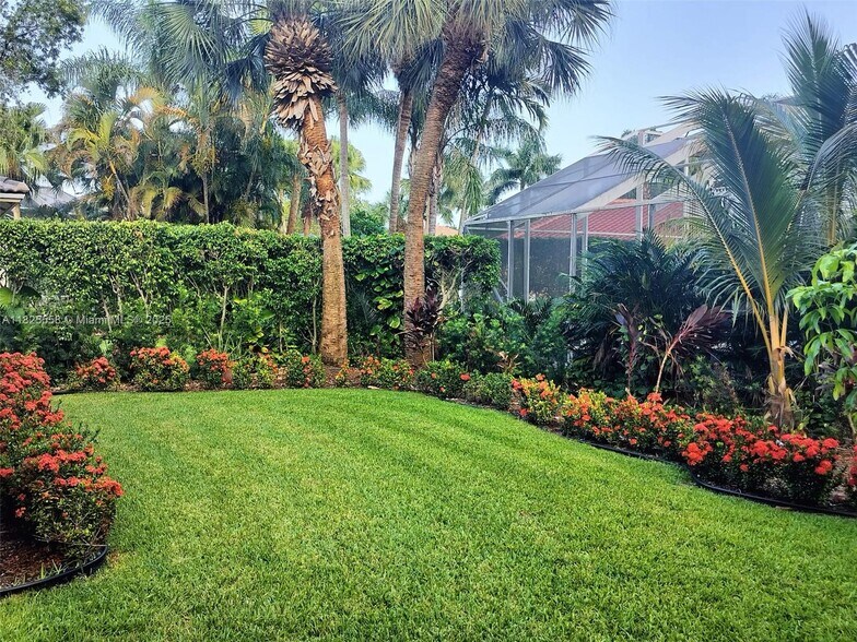 Building Photo - 15842 SW 14th St