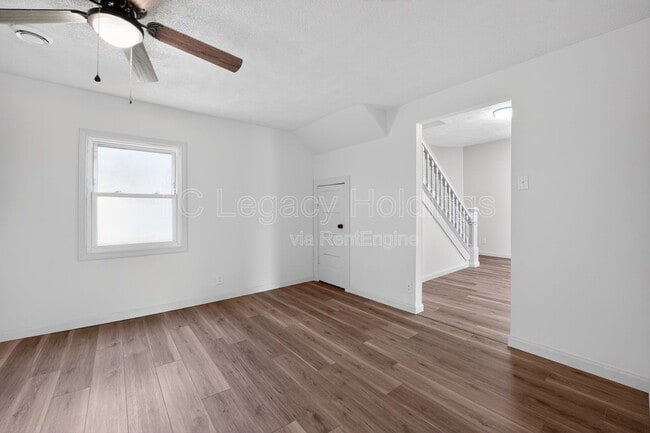 Building Photo - 73 Beechwood Ave