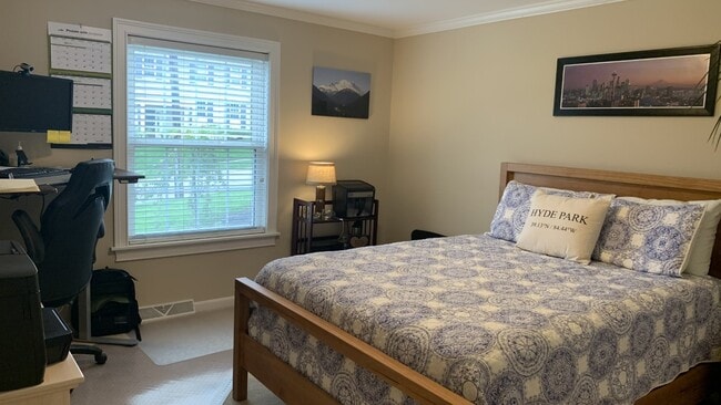 Building Photo - 3744 Ashworth Dr