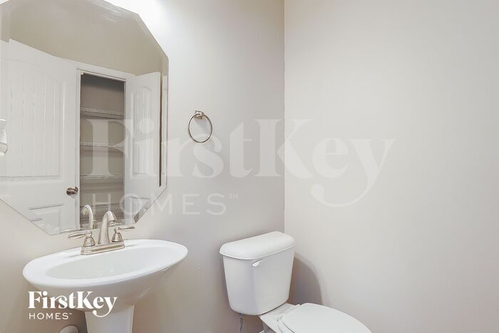 Building Photo - 6608 Rice Cir