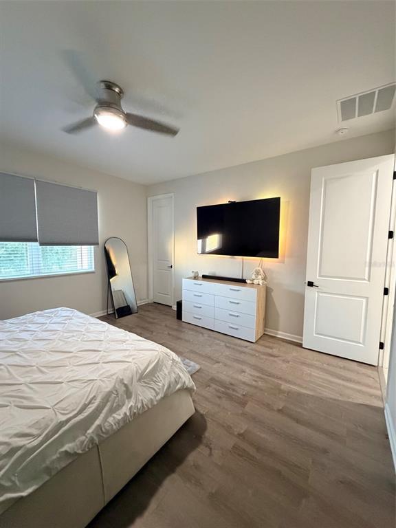 Building Photo - 5684 Western Sun Dr