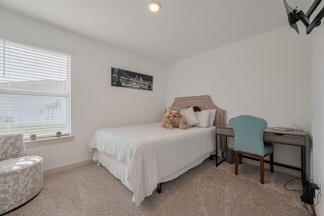 Building Photo - 28910 Yachting Pt Ct