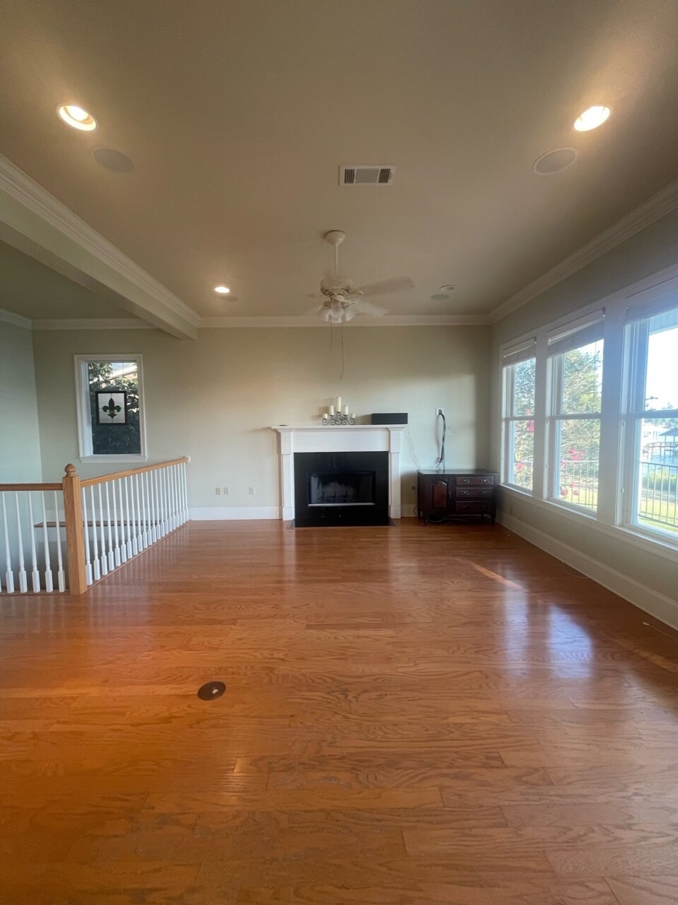 Building Photo - 1200 E Main St