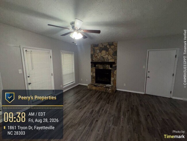 Building Photo - 1861 Tryon Dr