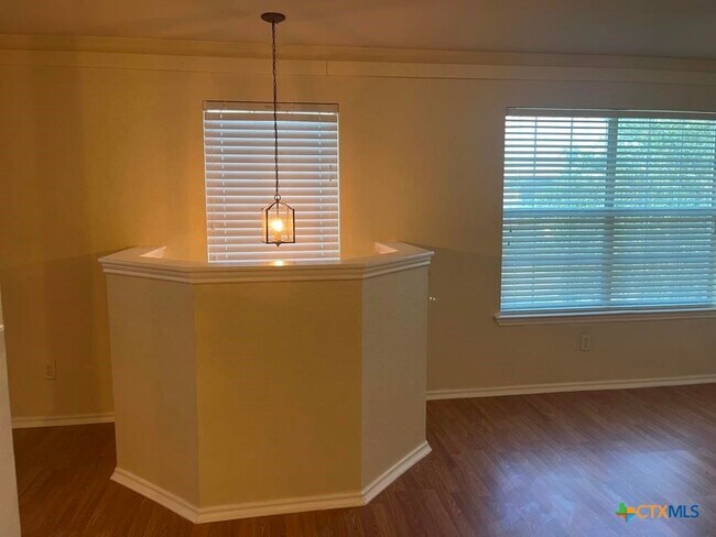 Building Photo - 4908 Donegal Bay Ct