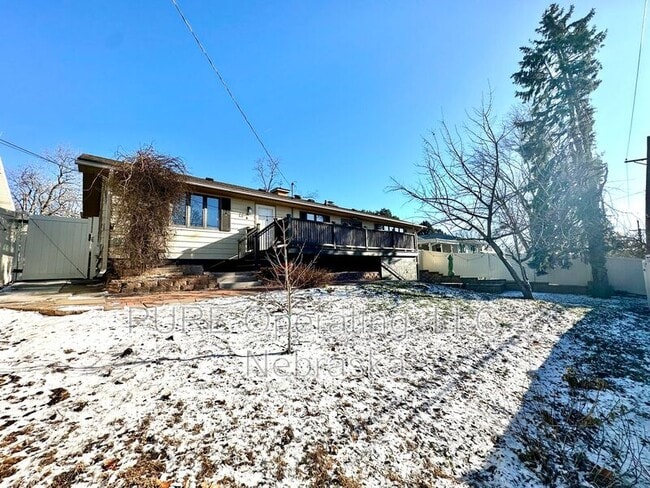 Building Photo - 1024 N 74th Ave