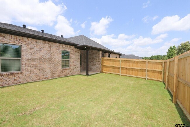 Building Photo - 10243 County Rd 135