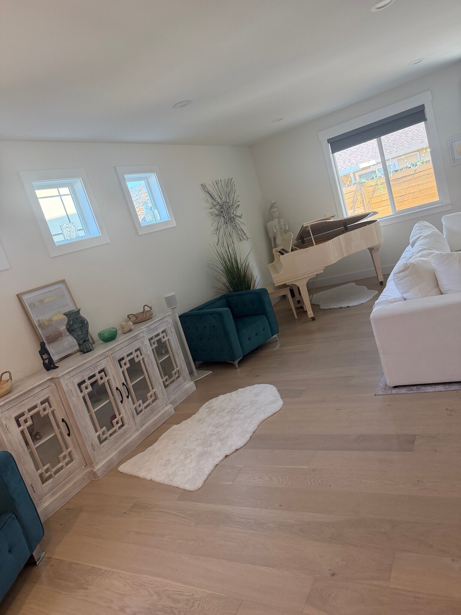 Living room - 10448 3rd Ave SW
