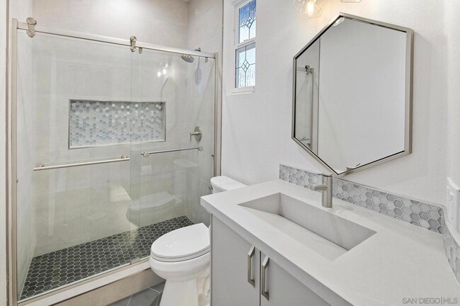 Building Photo - 11357 Woodcraft Way