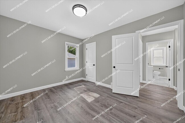 Building Photo - 16836 Rutherford St