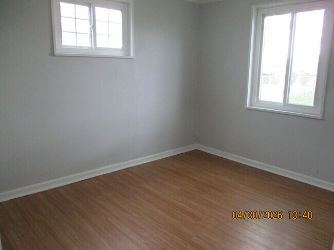 Building Photo - 8713 S Keeler Ave