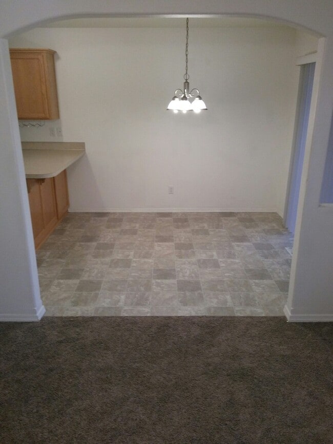 Building Photo - (872) Easy Street House - 3 Bedroom / 2.5 ...
