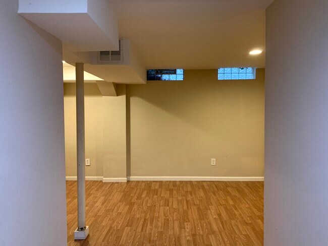 Building Photo - 29252 Autumn Ridge