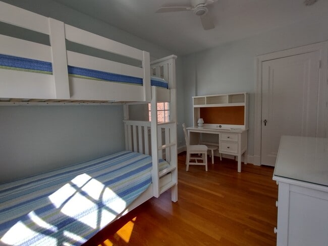 Building Photo - 5334 Nebraska Ave NW