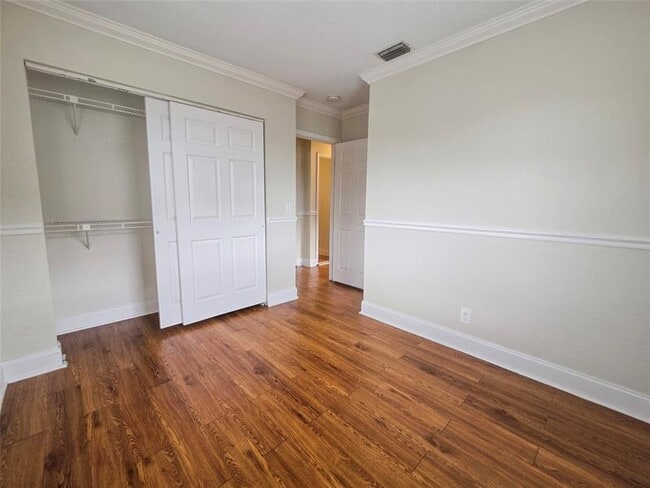 Building Photo - 3187 Coral Ridge Dr