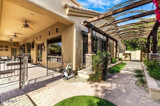 Building Photo - 10919 E Onyx Ct