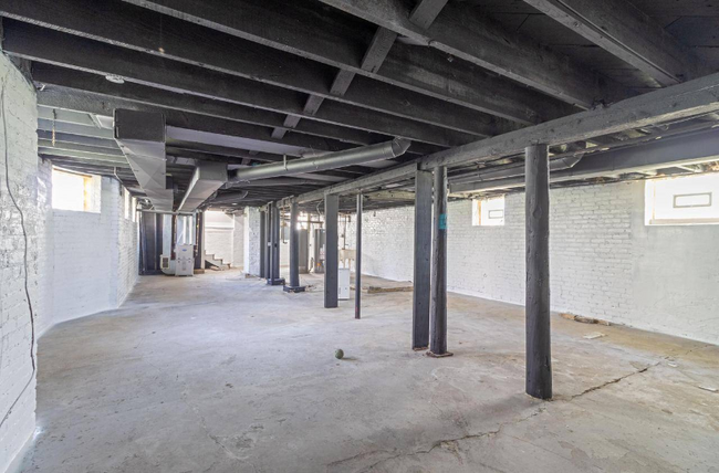 Building Photo - 2815 W Pierce St