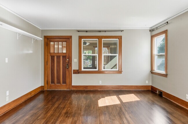 Building Photo - 1608 S 55th St