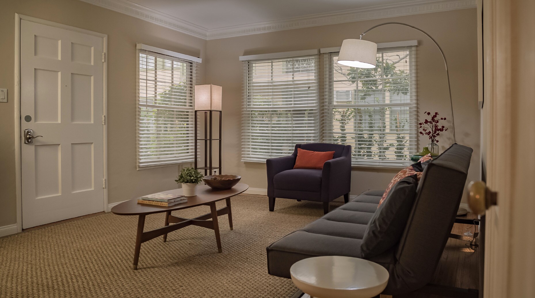 Living Room - 1288 Devon Ave