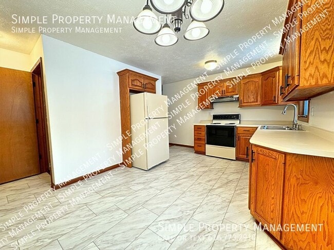 Building Photo - 1240 103rd Ave