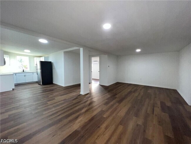 Building Photo - 1270 Allen St