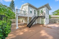 Building Photo - 2505 N Ridgewood Ave