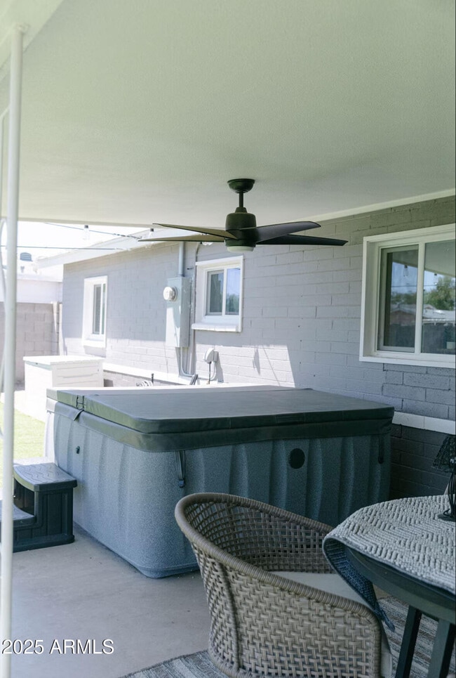 Building Photo - 7715 E Avalon Dr