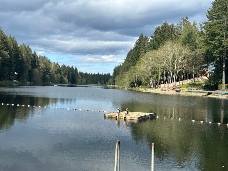 Lake swimming - 14713 113th St NW