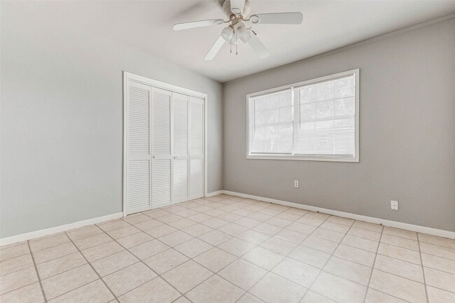 Building Photo - 3918 Dalmatian Dr