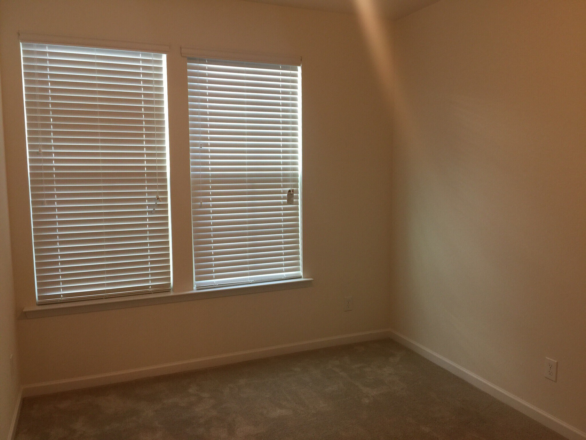 Building Photo - 748 Maypearl Ln